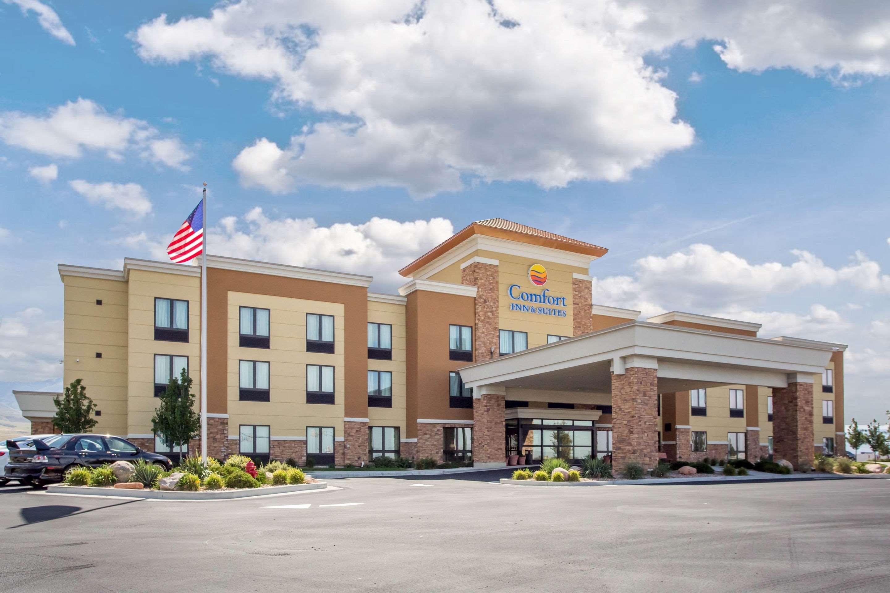 Comfort Inn & Suites Tooele-Salt Lake City Exterior photo